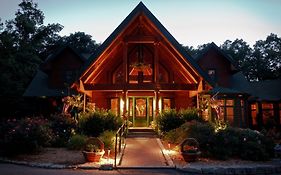 Scenic Valley Inn