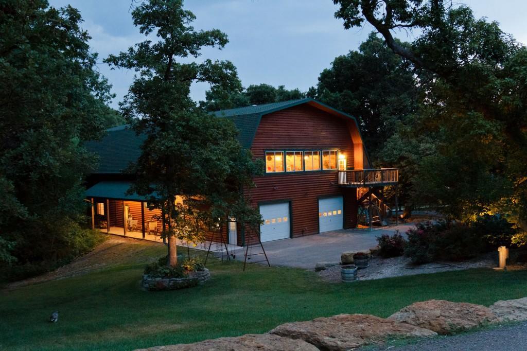 Scenic Valley Inn B&B And Event Center Manhattan Exterior photo
