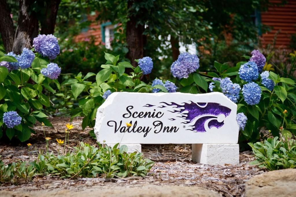 Scenic Valley Inn B&B And Event Center Manhattan Exterior photo